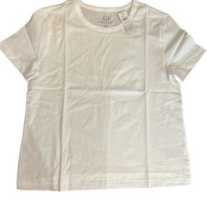 NWT Gap Women’s Organic Cotton Crew Neck TShirt